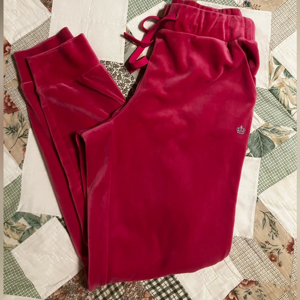 Juicy Couture hot pink velvet joggers, small